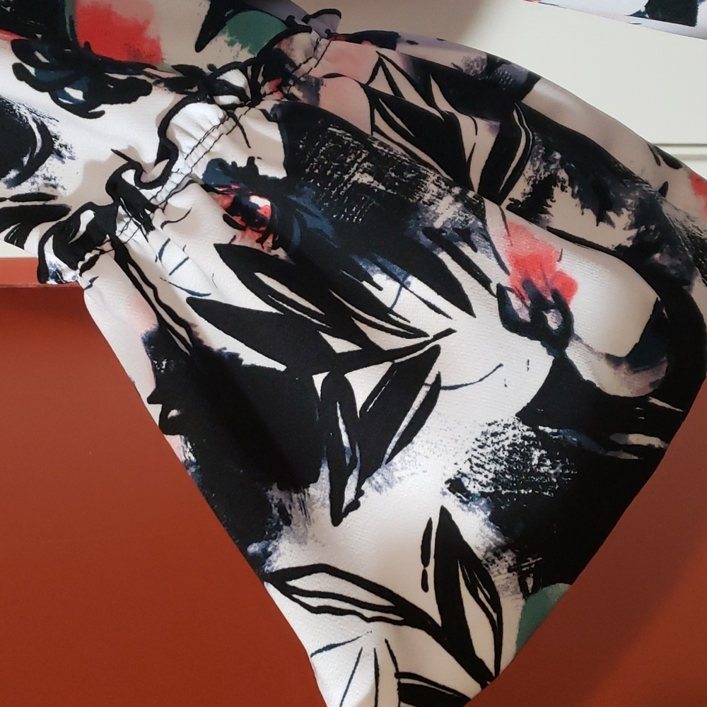 Lane Bryant floral print half sleeve blazer - Picture 6 of 11